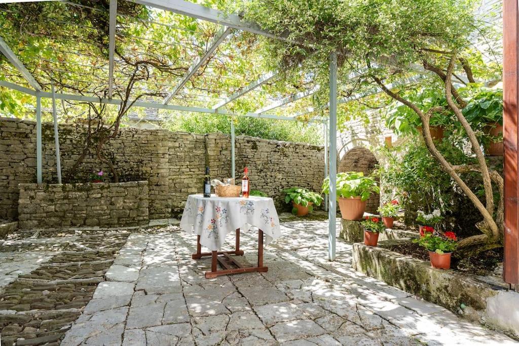 Monodendri Vintage House Exterior foto